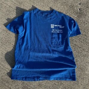 VINTAGE 80’s Blue Graphic pocket tee